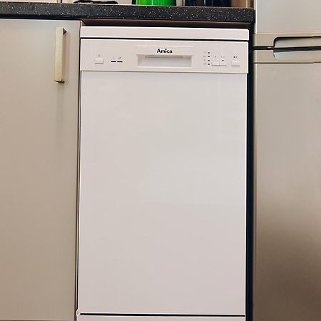 Neuwertiges Apartment Mit Kostenlose Privatparkplatz Auch Fuer Transporter Geeignet R1 Freiberg am Neckar Dış mekan fotoğraf