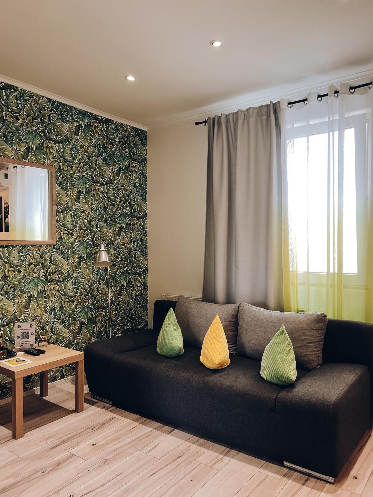 Neuwertiges Apartment Mit Kostenlose Privatparkplatz Auch Fuer Transporter Geeignet R1 Freiberg am Neckar Dış mekan fotoğraf